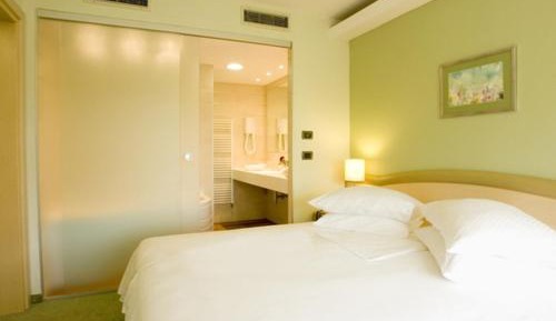Suite (2 Adults)