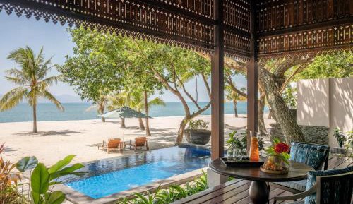 Superior Beach Villa With Pool