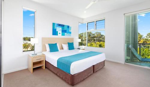 One Bedroom Pool View Apartment