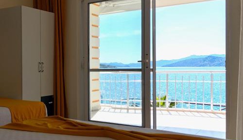 Suite with Sea View