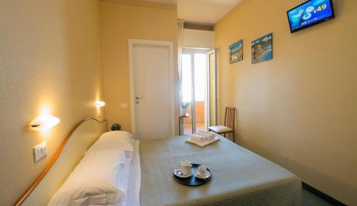 Small Double Room with balcony