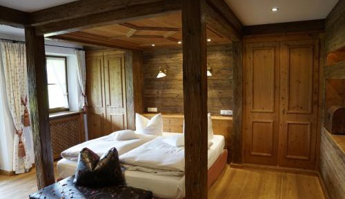 One-Bedroom Suite