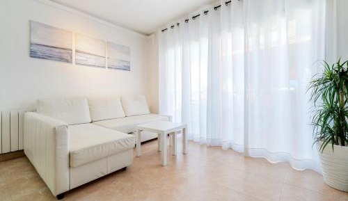 Superior One-Bedroom Apartment with Balcony