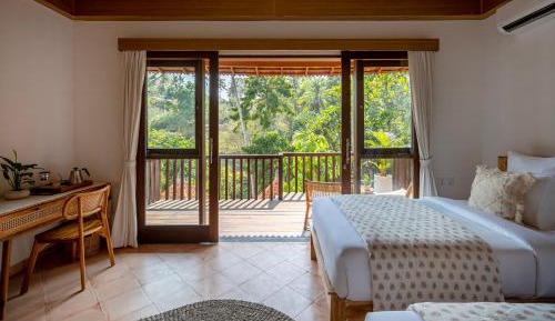 Suite with Balcony