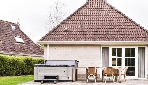 Three-Bedroom Holiday Home 