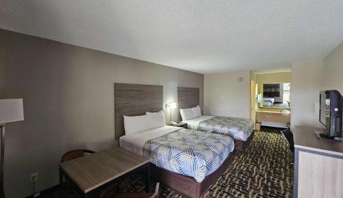 Queen Room with Two Queen Beds - Non-Smoking