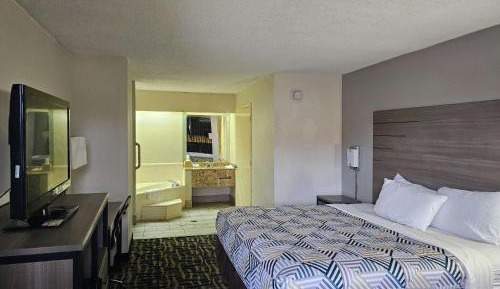 King Suite with Spa Bath - Smoking