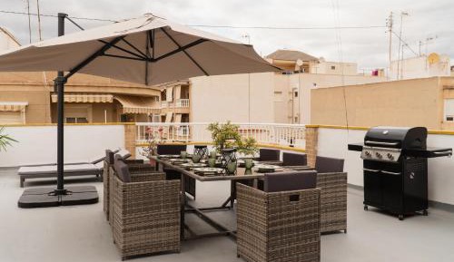 Studio with Shared Terrace