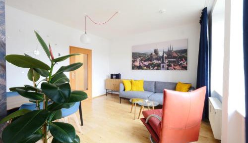 One-Bedroom Apartment with Terrace