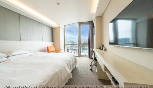Standard Family Double (Hollywood bed)