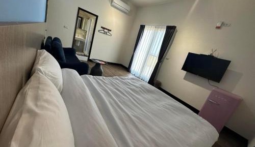 Deluxe Double Room with Balcony and Sea View