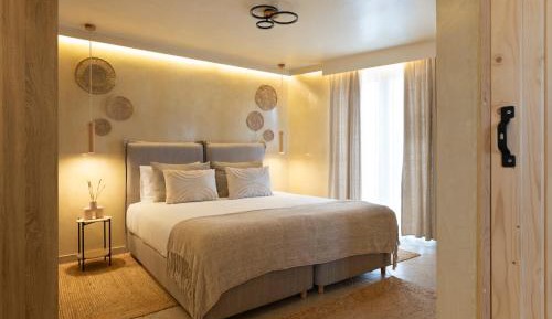 Deluxe Double Studio