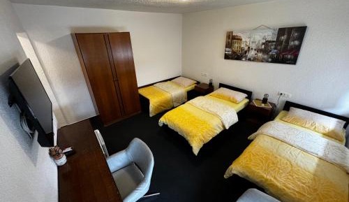 Deluxe Double Room with Extra Bed