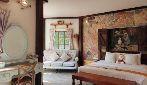 Deluxe King Room