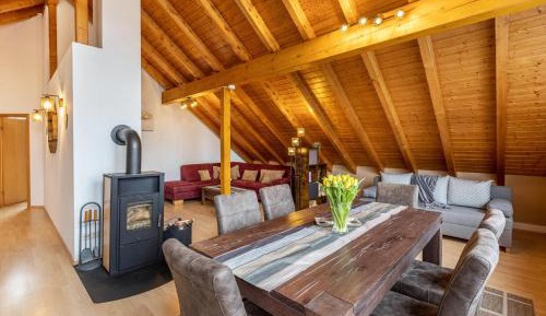 Superior One-Bedroom Apartment