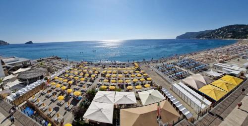 Double Room with Balcony and Sea View