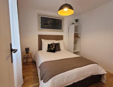 Quadruple Room with Private Bathroom