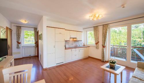 Superior One-Bedroom Apartment