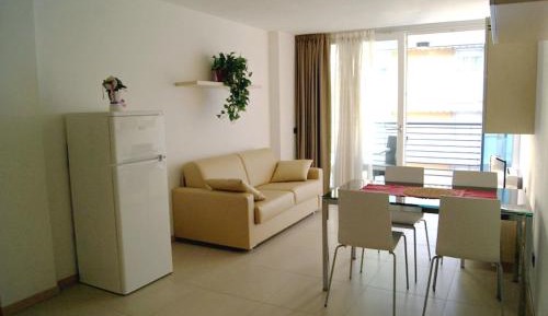 One-Bedroom Suite (2 Adults)