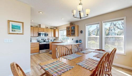 Four bedroom holiday home 
