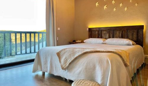 Suite with River View