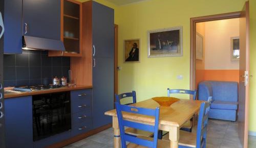 Two-Bedroom Apartment (5 Adults)
