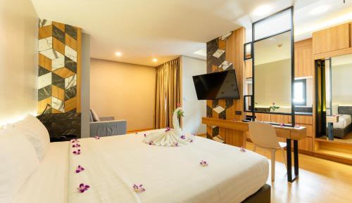 Deluxe Family Room