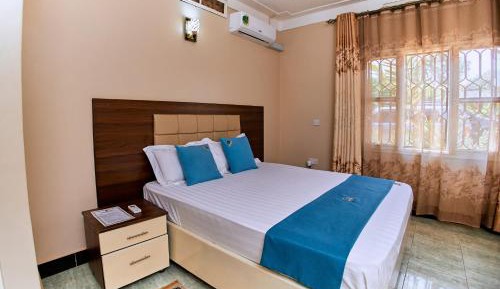 Queen Room