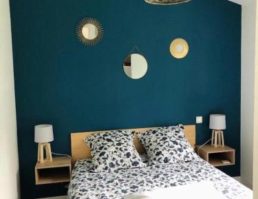 One-Bedroom Apartment with Garden