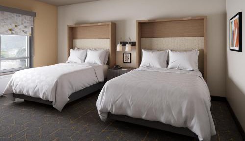 Standard Room with Two Queen Beds
