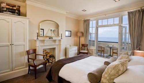 Superior Double Room with Balcony & Sea View