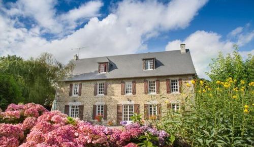 Six-Bedroom House