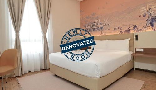 Deluxe Queen Room
