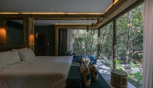 King Room with Spa Bath