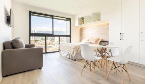 One-Bedroom Studio