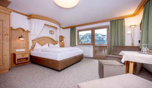 Suite with Shower