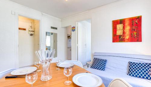 Superior One-Bedroom Apartment