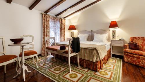 Superior Suite with Balcony
