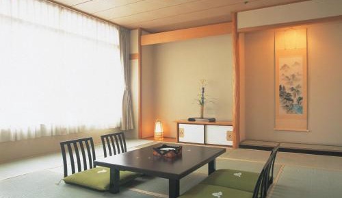 Japanese-Style Room - Smoking