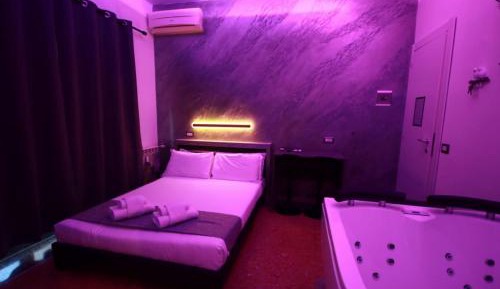 Suite with Spa Bath