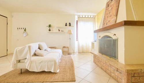Superior One-Bedroom Apartment