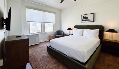 Queen Room
