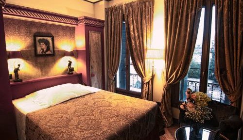 Single Room with Canal View