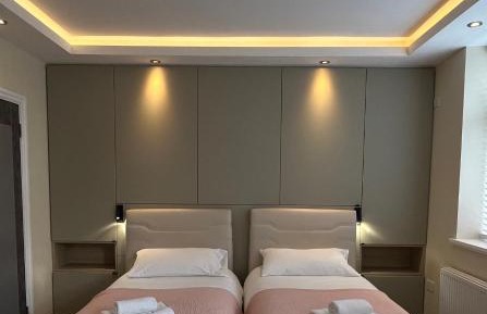 Studio Apartment 2