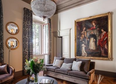 Two-Bedroom Deluxe Apartment with Balcony