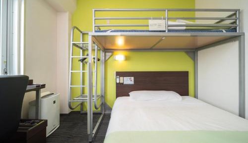 Standard Double Room with Loft Bed - Non-Smoking 