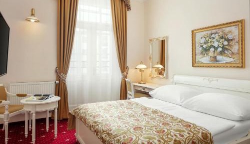 Double Room with Extra Bed