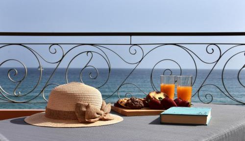 Deluxe Suite with Sea View