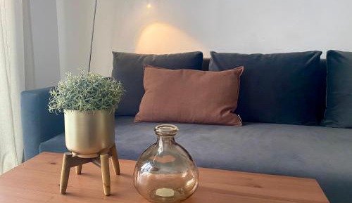 Apartment with Pool View 2