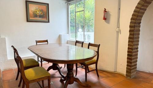 Family Room with Garden View